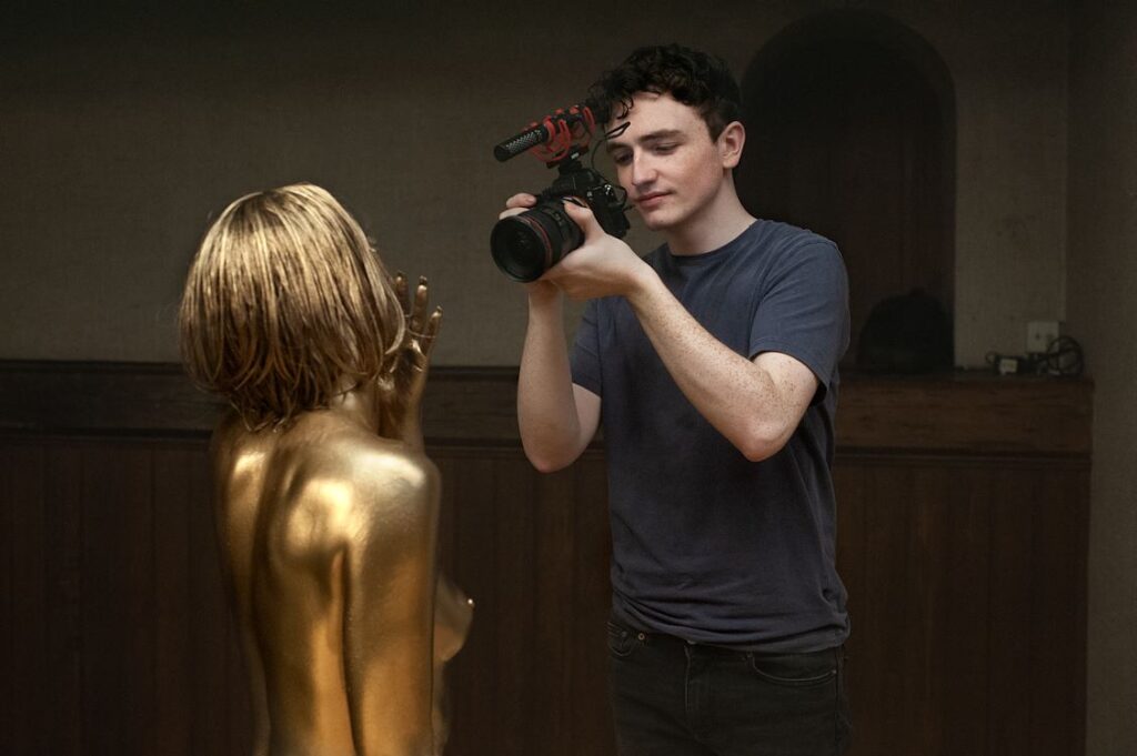 Truly Naked met nagesprek regisseur (woensdag 29 april)